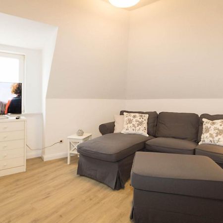 Hues Auert Tharep, Wohnung 2 เฮอร์นุม ภายนอก รูปภาพ
