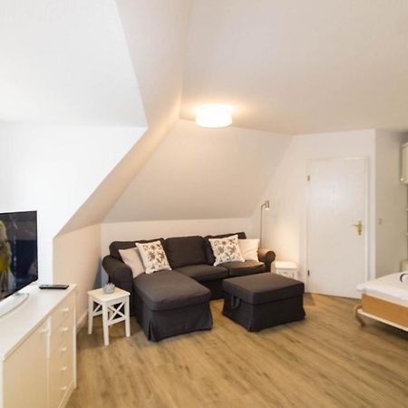Hues Auert Tharep, Wohnung 2 เฮอร์นุม ภายนอก รูปภาพ
